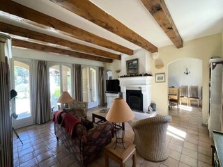 Apartment Mallemort  9