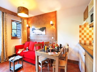 Apartment Châtel Ausstattung 20