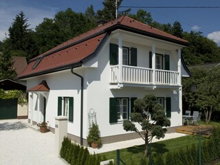 Welcome to the Kleine Gartenvilla holiday home