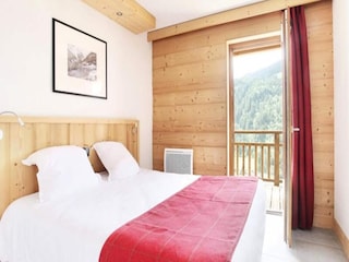 Apartment Châtel  35