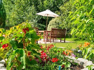 Bungalow Godolphin Cross Outdoor Recording 4