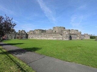 Apartment Bangor Environment 29