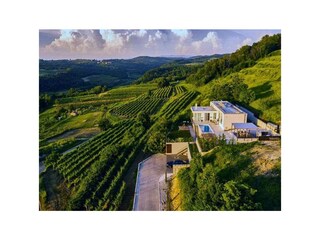 Villa Momjan Außenaufnahme 2