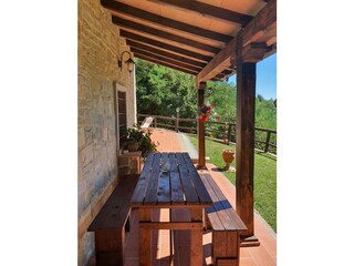outdoor eating area