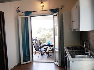 Küche zum Balkon