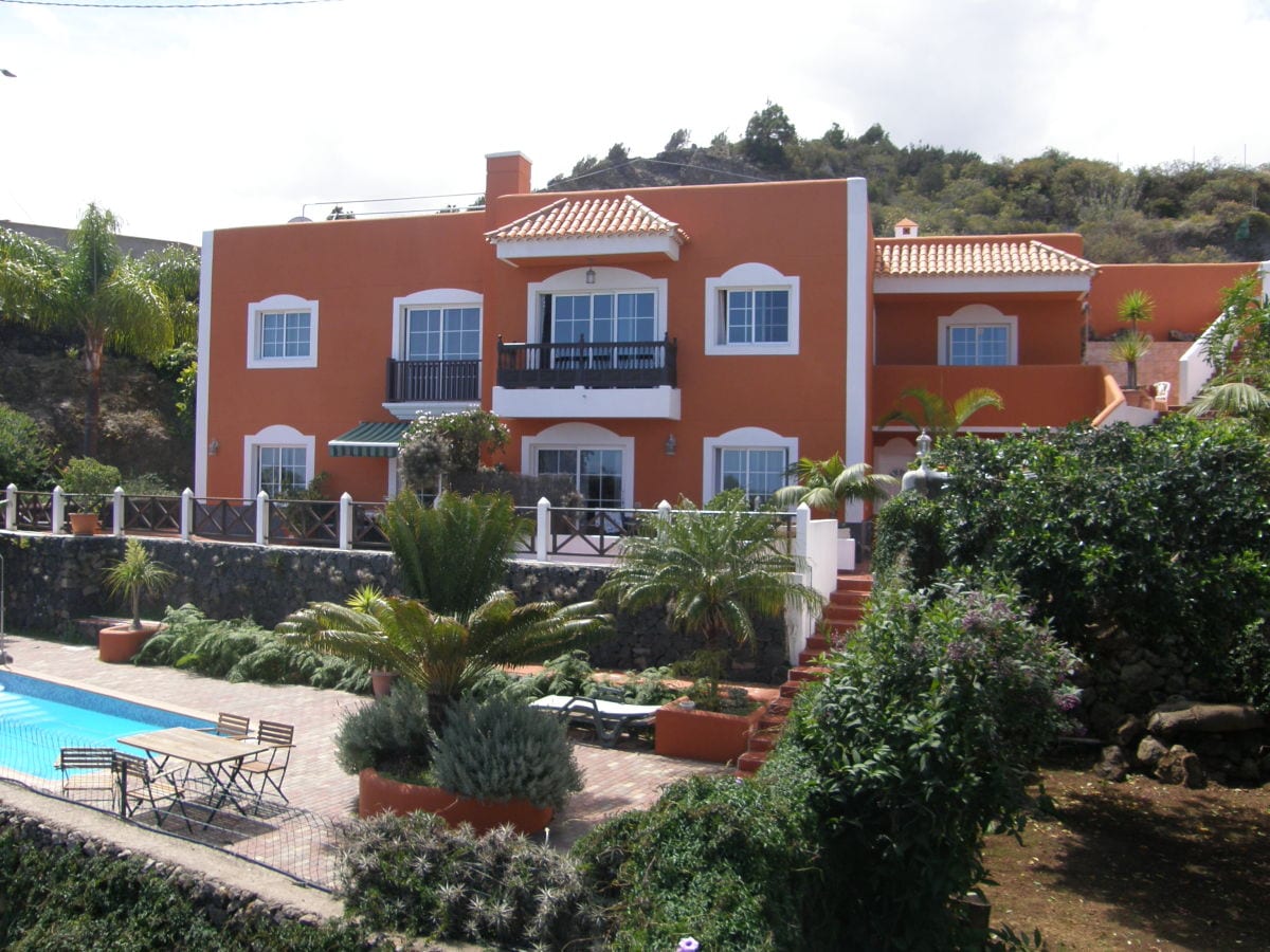 Finca house