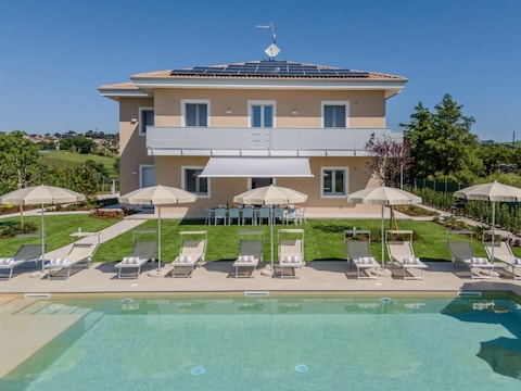 Villa Lina