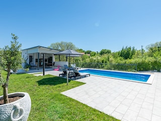 Vakantieappartement Raša Buitenaudio-opname 4