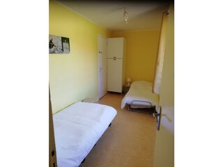 Schlafzimmer 6