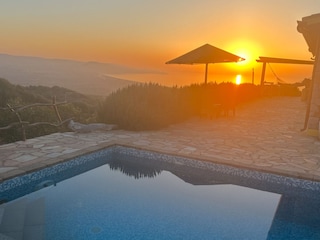 Pool Sonnenuntergang