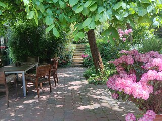 Untere Terrasse Wohnzimmer