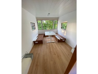 Wohnbereich (Polster für Sitzecke u. Schränke folgen)