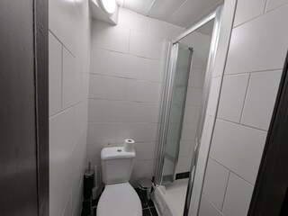 Apartment Feltham Features 8