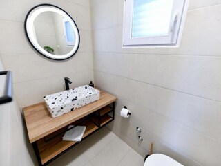 Ferienhaus Mrljane Ausstattung 24