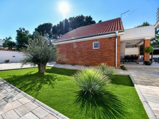 Ferienhaus Mrljane Außenaufnahme 9