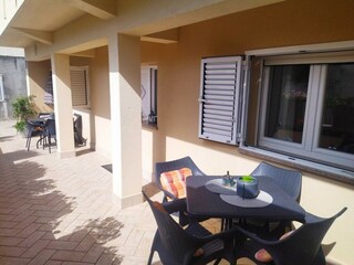 Appartement Povljana Buitenaudio-opname 4