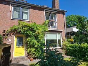 Vakantiehuis met prachtige tuin. - Heiloo - image1