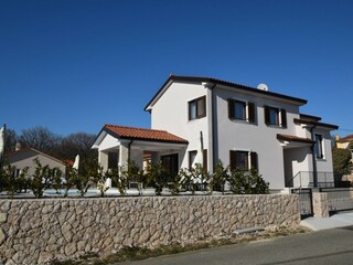 Villa Kras Environment 40