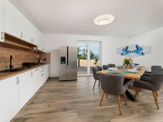 Villa Maja mit beheiztem Pool in Strandnähe