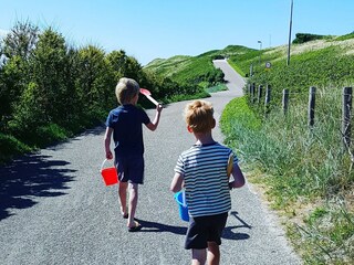 "Let's go to the beach"