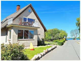 Fewo Boje mit Wassergrundstück und Bootsanlegestelle