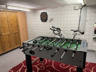 Indoor-Sport & Entertainment