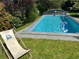 Aussenpool 27° - April-Oktober