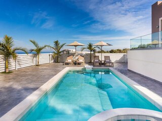 Poolterrasse
