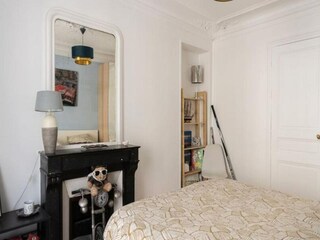 Apartment Paris Features 35