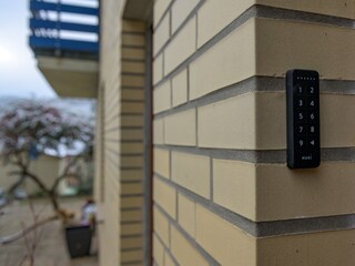 Separate entrance with NUKI lock