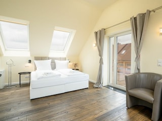 Eleganz trifft Komfort – Ferienwohnung mit Sauna & Balkon