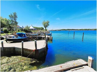Fewo Boje mit Wassergrundstück und Bootsanlegestelle