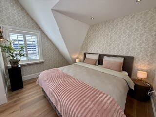 Schlafzimmer mit angrenzendem Leseraum 2. Etage