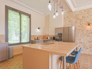 Villa Noves Features 21