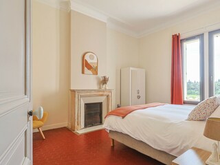 Villa Noves Features 26
