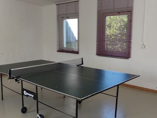 Tischtennisraum für spannende Spiele