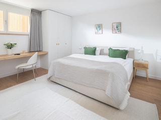 Schlafzimmer Untergeschoss