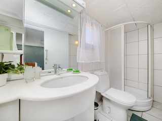 Badezimmer 2 mit Dusche