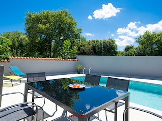 Villa Valtura Buitenaudio-opname 7