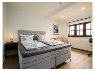 Schlafzimmer 1 im OG