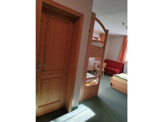 Vierbettzimmer