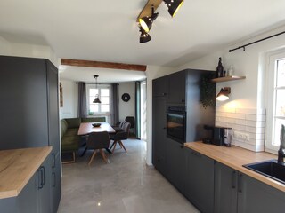 Küche mit Esszimmer