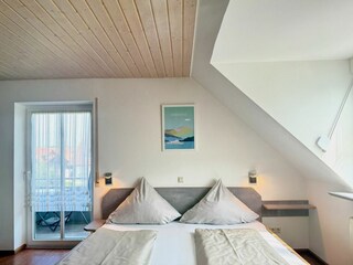 Schlazimmer mit Doppelbett