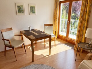 Klosterquelle, Wohnraum Esstisch