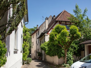 Verwinkelte Altstadtgassen in der Nachbarschaft