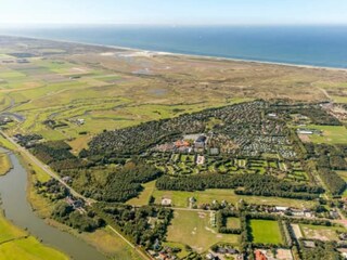 Parkanlage De Krim, links daneben der Golfplatz