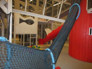 und wenn das Wetter nicht mitmacht: ins Indoor-Paradies