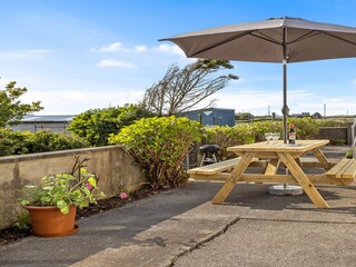 Bungalow Clifden Outdoor Recording 7