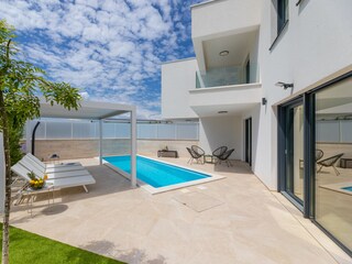 Villa Linardići Buitenaudio-opname 1
