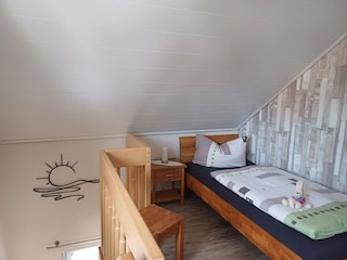 Das Einzelbett für eine 3. Person